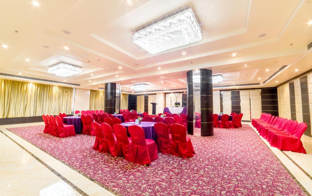 Clarion Inn Jaipur Kukas Eksteriør bilde